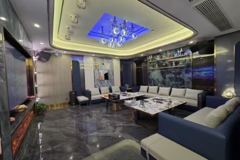 鹰潭市区夜场KTV招聘商务！高收入提升舞台